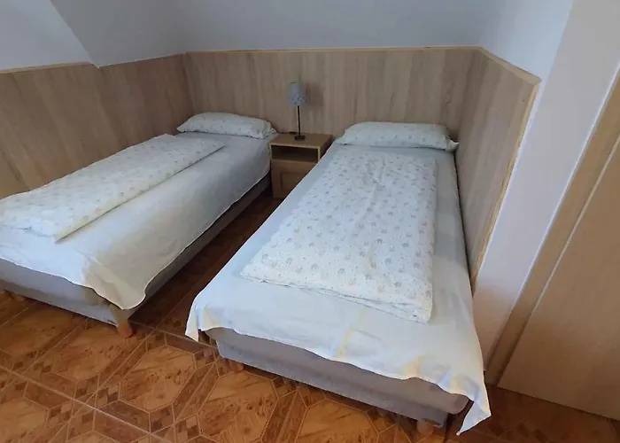 Apartman 9 *