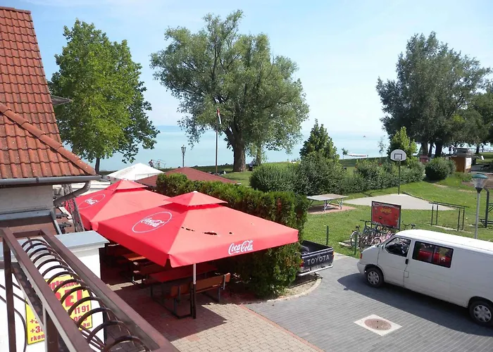 9 * Zamárdi
